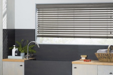 Bradenton faux wood blinds versus the real deal